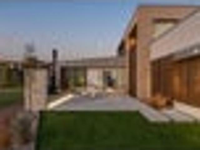 Architectural Living, Breathtaking Outlooks