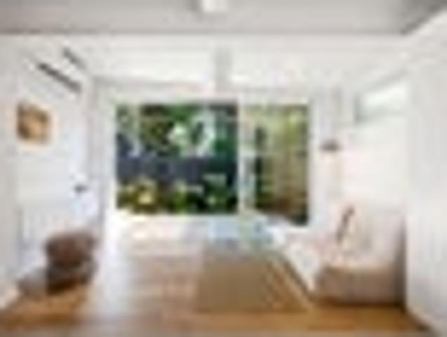 Architectural style meets effortless entertaining