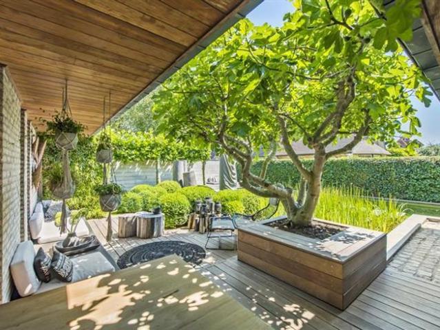 Architecturale parel op een ideale locatie