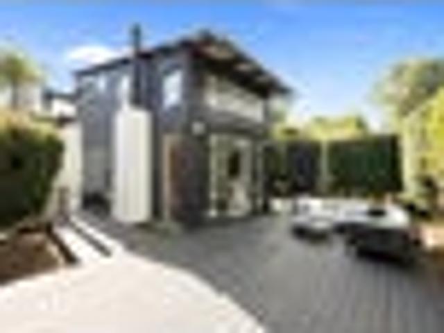 Architecturally Inspired Entertainer’s Dream