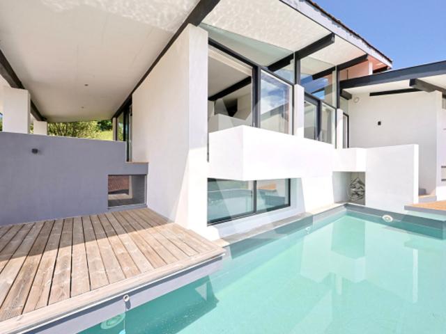 Architecture contemporaine 1974 Y. Salier et A. Courtois