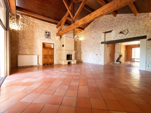 Architecture À Réhabiliter 1800 Maison Fargues Saint Hil. 359m² Fargues Saint Hilaire