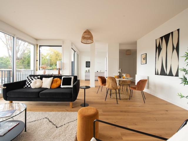 Architecture Valorisée 1970 Duplex avec terrasse, jardin. 104m² Bordeaux