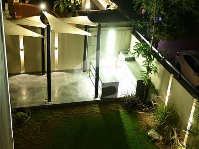 Architect design bungalow for sale dha phase vi karachi measuring 1000 square yards