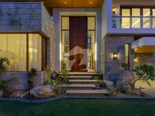 Architect Designed 1000yd Ultra Luxury Bungalow For Rent