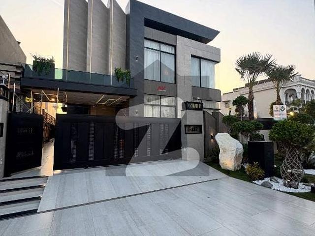Architect Designed 1 Kanal Mansion for Rent | 5 Bed Luxury Haven in DHA Phase 6