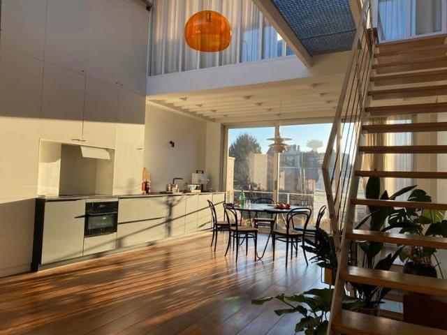 Architect designed house 2 bedrooms + office