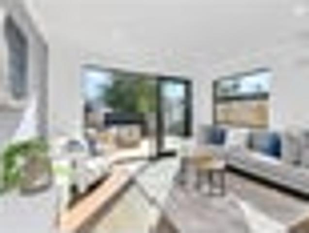 Architect designed, Modern, North Facing & Sun.