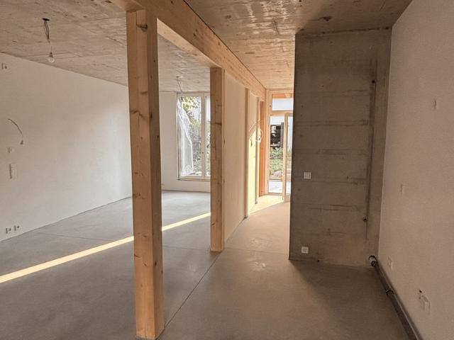 Erstbezug: Loft mit großer Terrasse und Garten