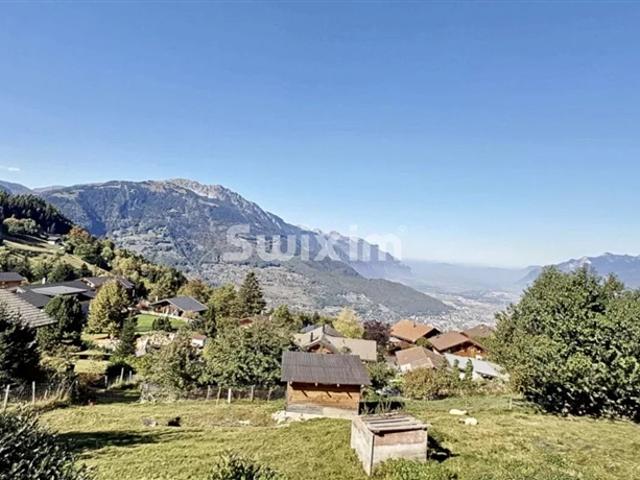 Architektenhaft entworfene Villa mit Blick auf die Alpen