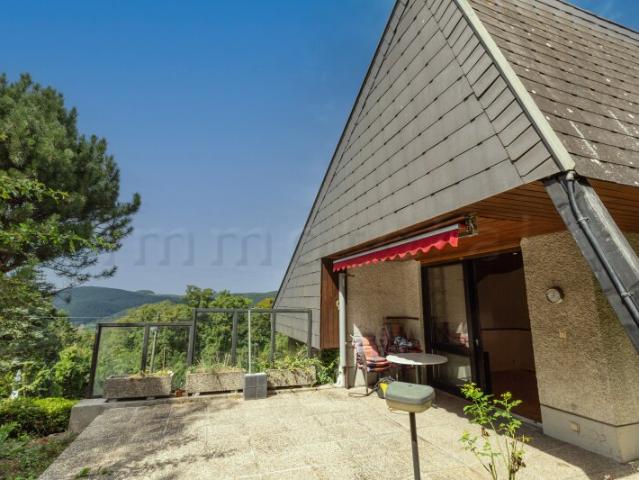 Architektenhaus mit Fernsicht in traumhafter Waldrandlage