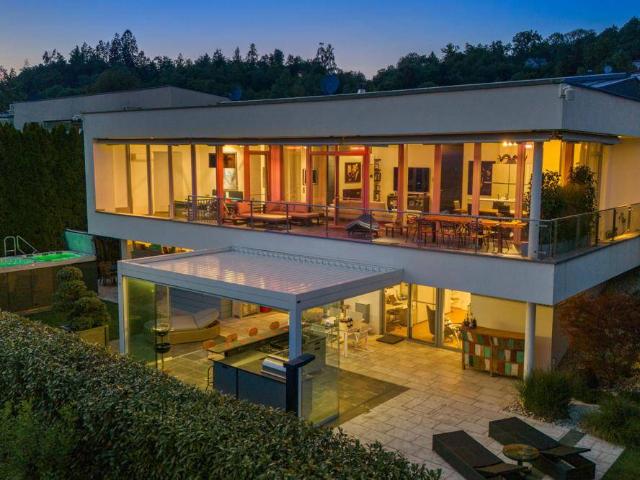 Architektenvilla mit Seeblick