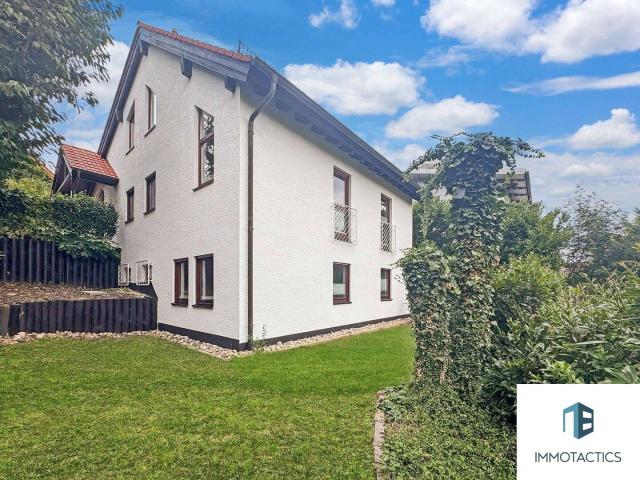 Architektonisches Unikat in bester Lage Großes Einfamilienhaus mit Studio, Kamin & Garten
