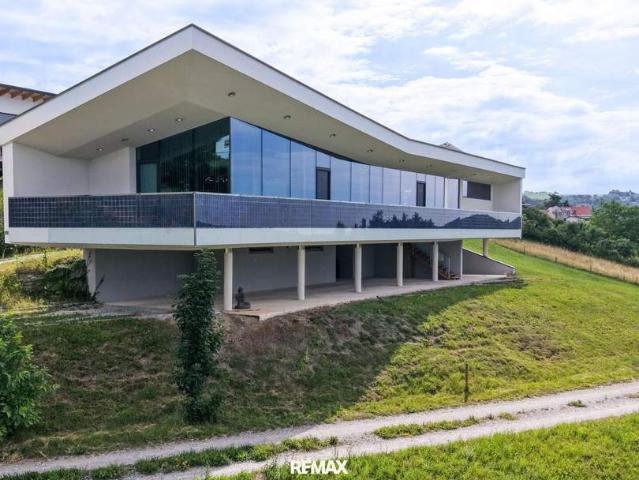 Architektonisches Passivhaus in sonniger Aussichtslage mit zusätzlichem Bauland in Gutenberg, nähe Weiz!