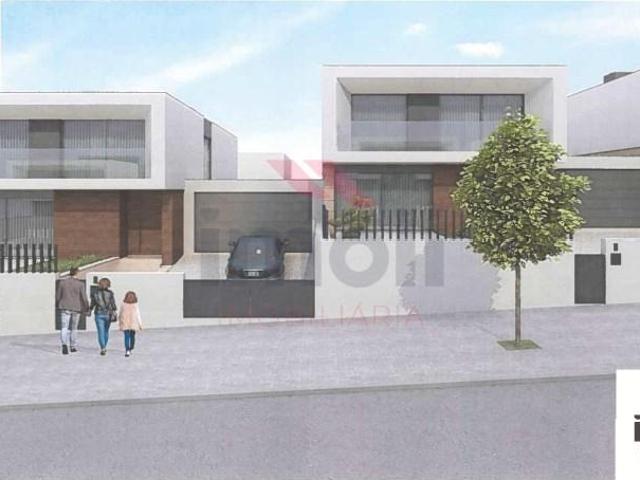 Arcos de Valdevez Arcos de Valdevez 102222443