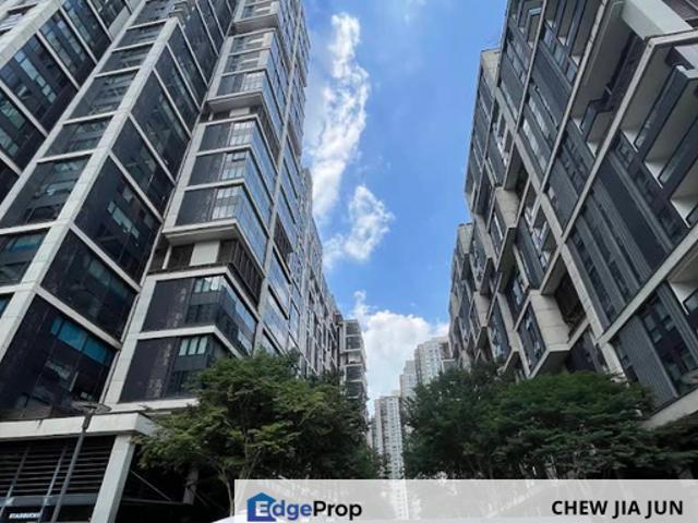 Arcoris Residences