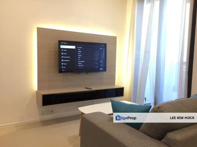 Arcoris Residences