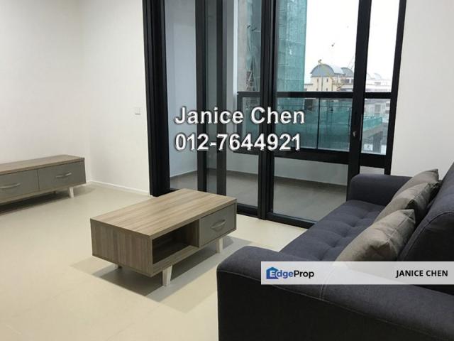 Arcoris Residences