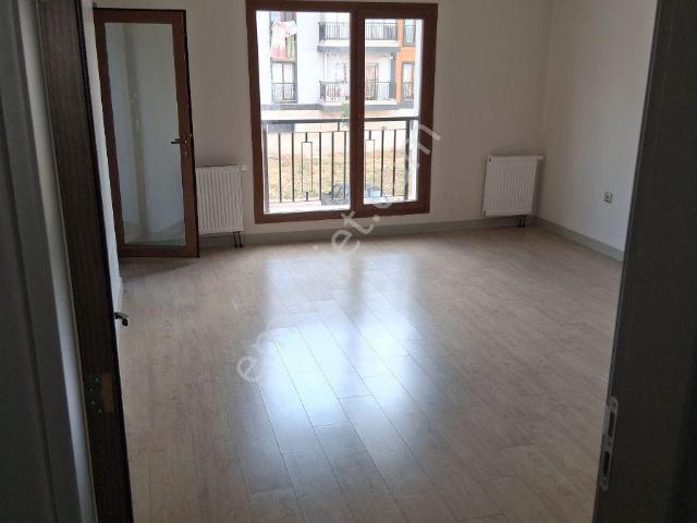 Ardıçlı Tokide 2+1ara Kat Kiralık Daire