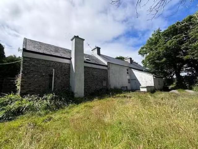 Ard Na Gcrann, Lowertown, Schull, Co. Cork, P81X281 is for sale