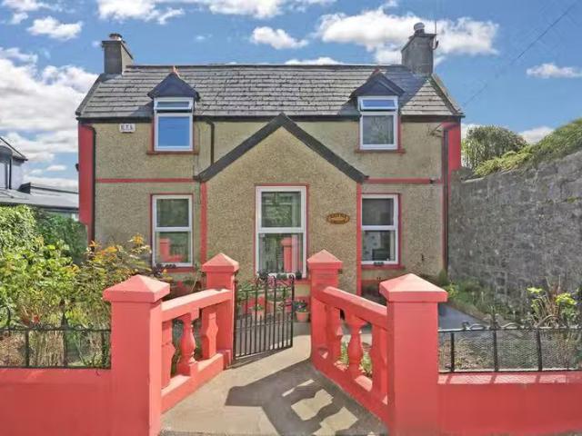 Ard Na Greine, 3 Castleview Gardens, Clancy Strand, Limerick.