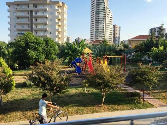 Ardadan Mersin Yenişehir Fuatmorelde Site İçi Eşyalı Satılık 2+1