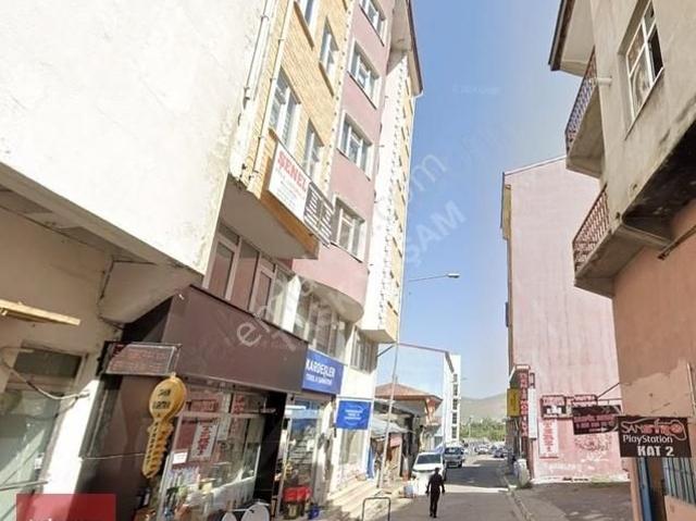 Ardahan Merkez Çarşı Da Düz Ayak Akbank Bitişiği Satılık Dükkan