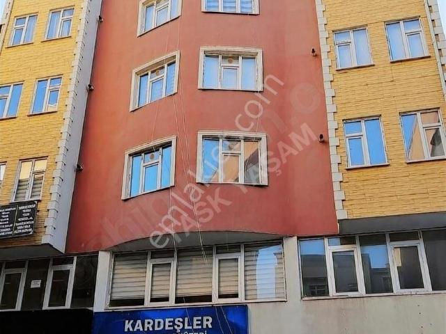 Ardahan Merkezde Satılık 3 Daire 1 Dükkan