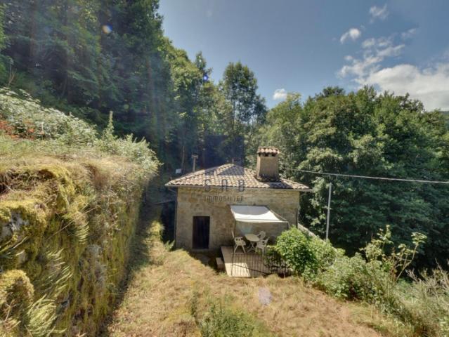 Ardèche, PNR monts d'adrèche
