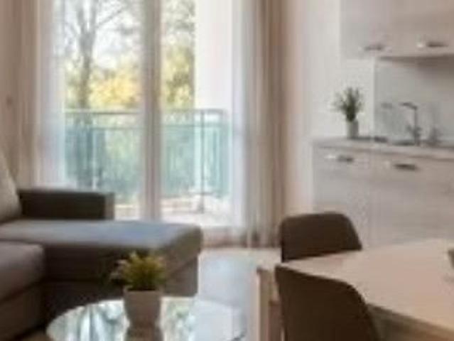 Ardeatino trilocale con Balcone Spese incluse