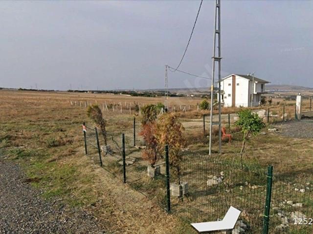 ARDEN GAYRİMENKULDEN GÜMÜŞYAKA MERKEZ İKİ TARAFI YOL KÖŞE PARSEL
