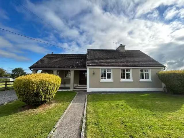 Ardmayle West, Cashel, Co. Tipperary, E25VK58 is for sale