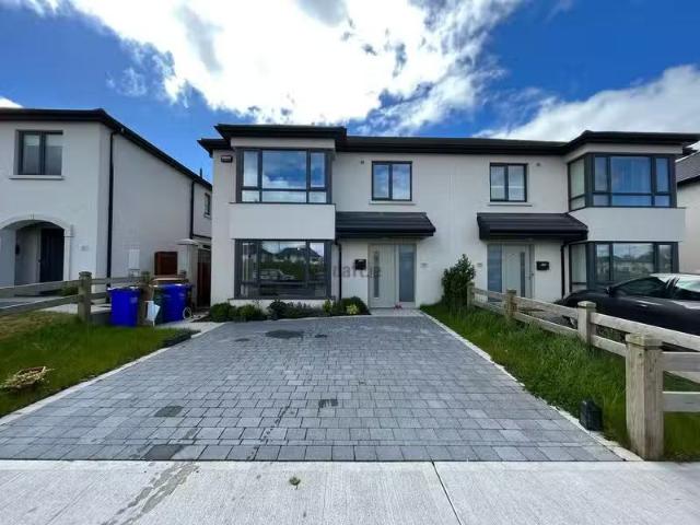 Ardmore Hills, Ardmore Road, Mullingar, Co. Westmeath is for r.