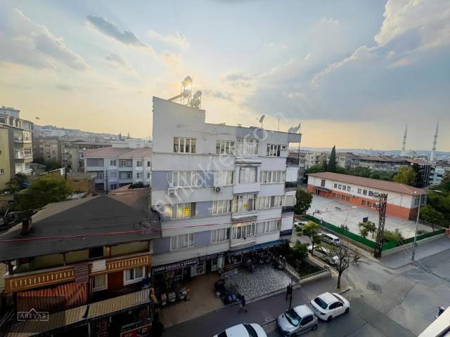 Arevar'dan 3+1 Hasarsız Ara Kat Bakımlı Daire
