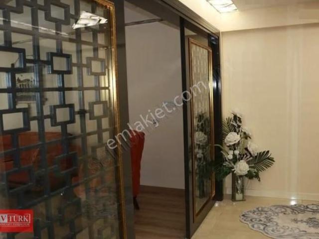 Arevtürk'den Adliye'ye Yakın Satılık 300 M2 7+2 Dubleks Daire