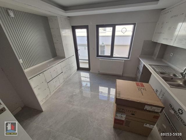 AREL'DEN MEBUSEVLERİ YENİ BİNA KOMBİLİ,ASANSÖRLÜ ÖN CEPHE DUBLEKS 4+1