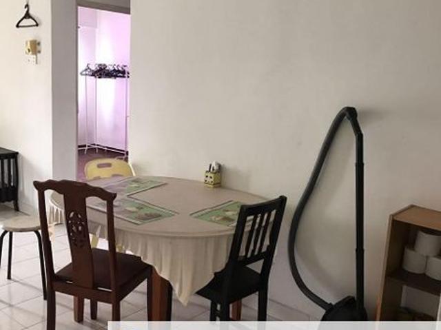 Arena Green Apartment