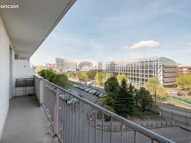 Arènes: Appartement 4 pièces traversant