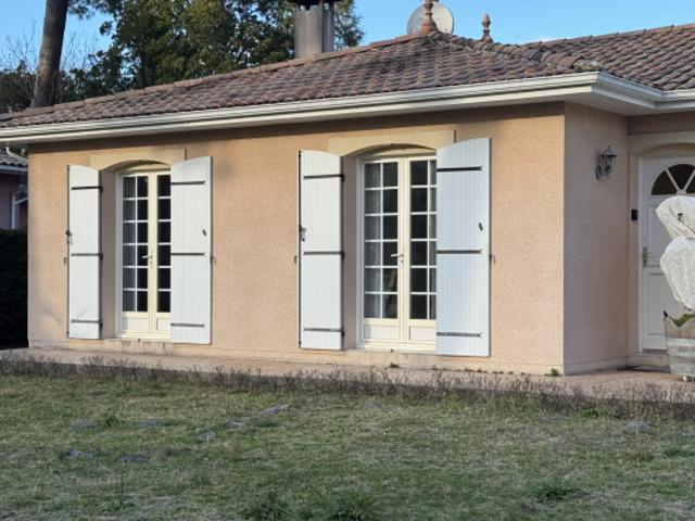 Maison 4 pièces de 95m2 avec jardin à Arès Quartier Calme