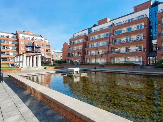 Argyle, Custom House Harbour Apartments, Dublin 1 is for rent