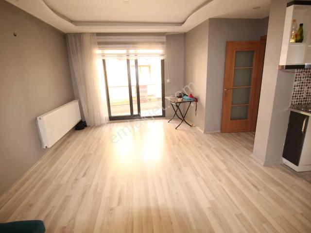 Arga'dan Buca Üçkuyular Meydan Yakını 1+1 Satılık Daire