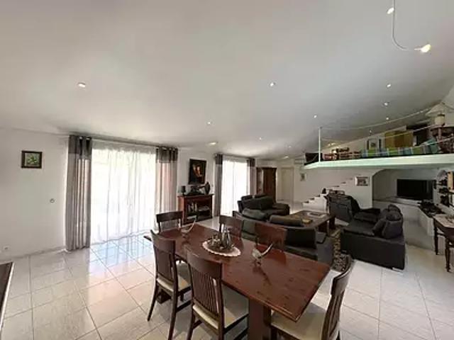 Argelès sur Mer 66700 Achat / Vente maison 6 pièces t6 au dernier étage piscine