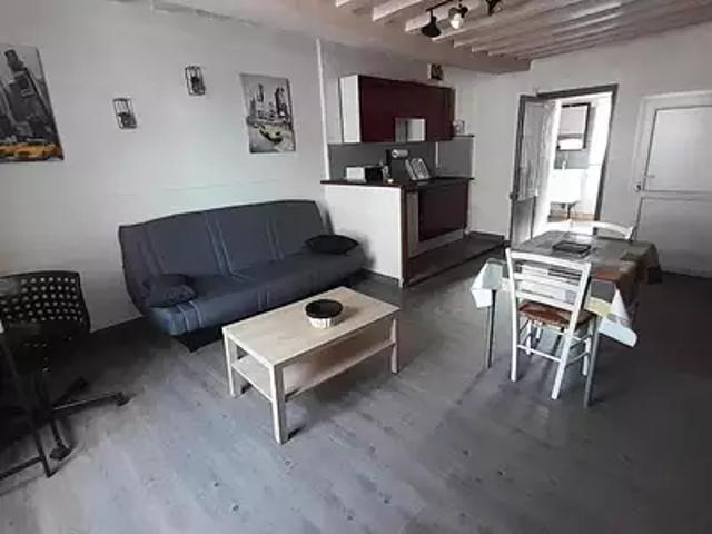 Argentan 61200 Location appartement 1 pièce t1 au dernier étage