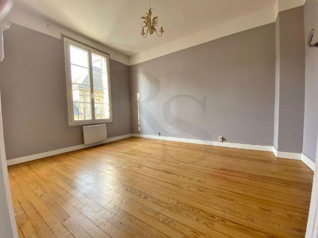 ARGENTAN Hyper Centre Grand Appartement F2