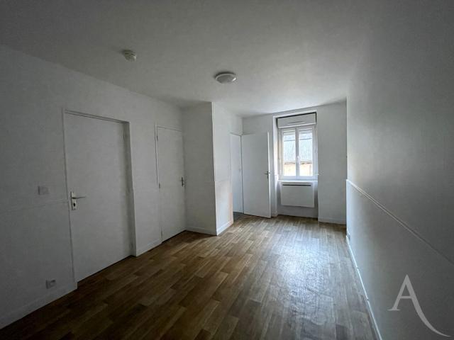 Argenton sur Creuse Location Appartement 36