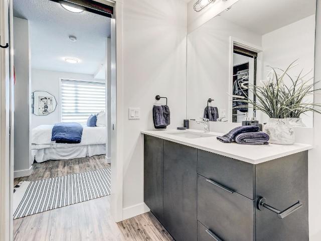 Aria 1 Bedroom Apartment for Rent at 4135 University Ave Nw, Calgary, AB T3B 6K8