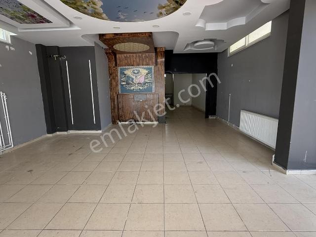Arif Emlaktan Kiralık Doğalgazlı Ana Cadde Üstü Dükkan