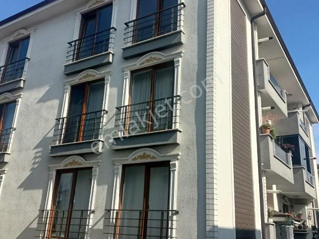 Arifbey Mahallesinde Satılık Ara Kat Daire 2+1
