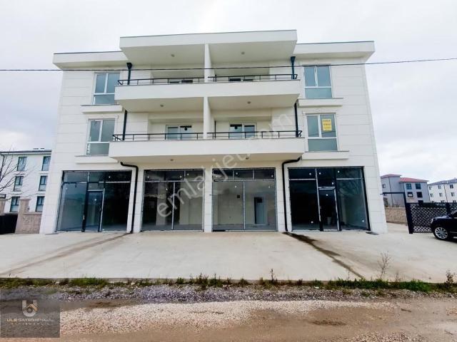 Arifiye Hanlı Mah. Kiralık 150 M2 Dükkan işyeri
