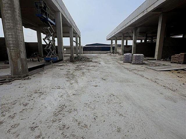 ARIKANLAR YILDIZ 7 METRE TAVAN YÜKSEKLİĞİ 87 M2 SATILIK DÜKKAN